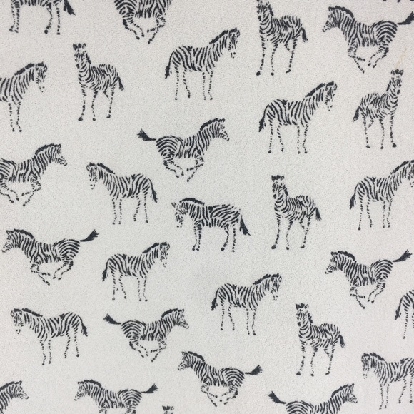 H&M cap sleeve blouse with zebra print, 8/ Medium - Picture 5 of 7